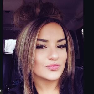 Meet your Posher, Nikki